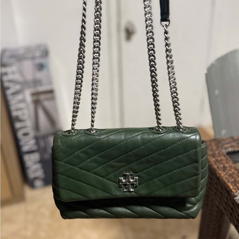 Tory Burch Kira Chevron Poblano Bag - Picture 9 of 9